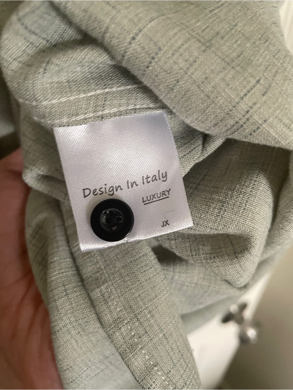 💚 Men's Short-Sleeve Button-Up Shirt in Light Green 💚 - Picture 3 of 6